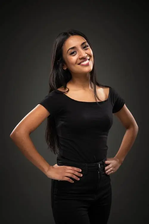 nuestro-equipo-clinica-dental-ciudad-lineal-EQUIPO-Laura-Cardona